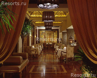 Four Seasons Resort 6